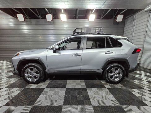 Used 2023 Toyota RAV4 XLE w/ Convenience Package image 8