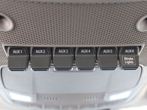 Used 2022 Ford F550 4x4 Crew Cab Super Duty w/ Power Equipment Group image 29