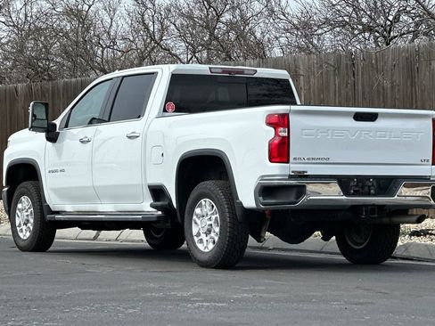 Used 2020 Chevrolet Silverado 2500 LTZ w/ LTZ Plus Package image 6