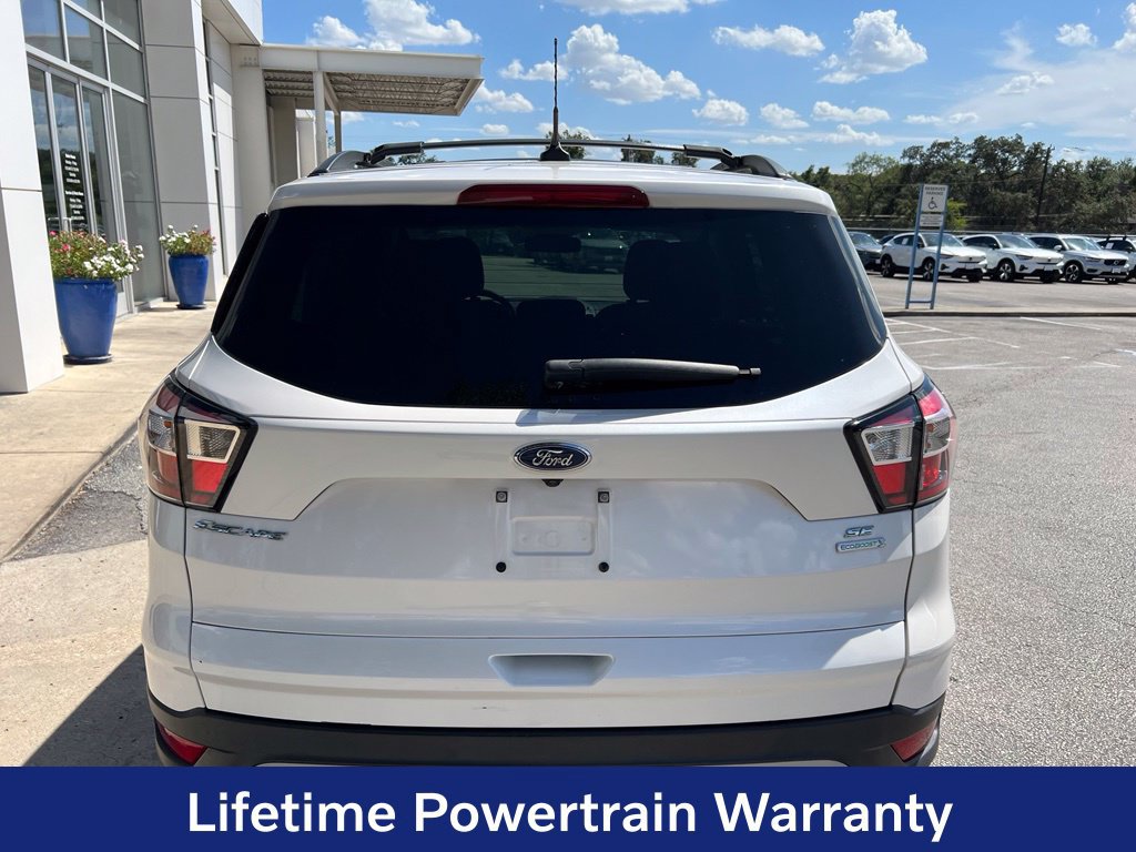 Used 2018 Ford Escape SE w/ Ford Safe & Smart Package FWD image 6
