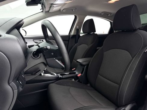 Used 2022 Kia Forte Sedan FWD image 18