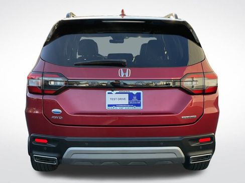 Certified 2023 Honda Pilot Touring image 5