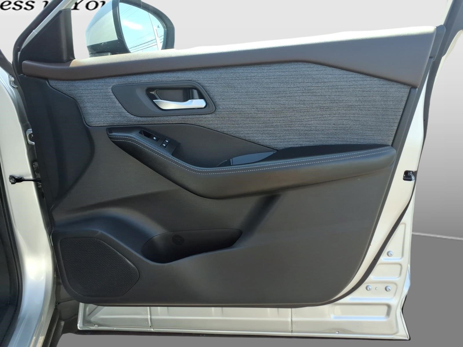 Certified 2023 Nissan Rogue SV AWD/4WD image 30