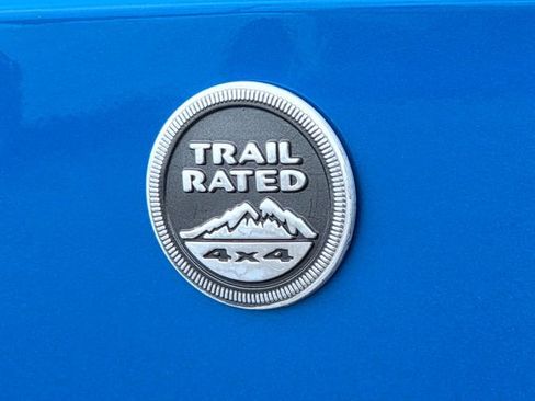 Used 2014 Jeep Wrangler Unlimited Sahara image 8