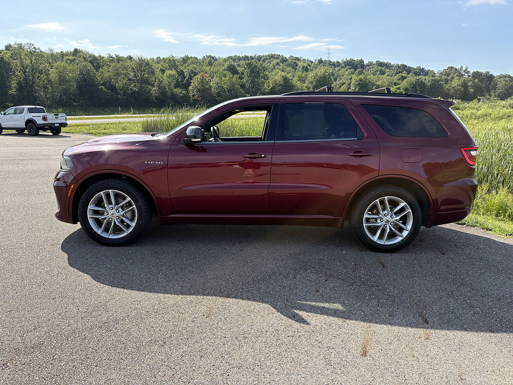 Used 2023 Dodge Durango R/T AWD/4WD image 2