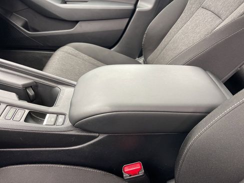 Certified 2025 Honda Accord SE image 17