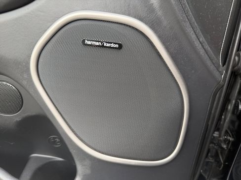 Used 2017 Jeep Grand Cherokee SRT AWD/4WD image 19