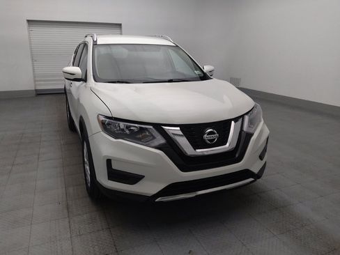 Used 2017 Nissan Rogue SV AWD/4WD image 14