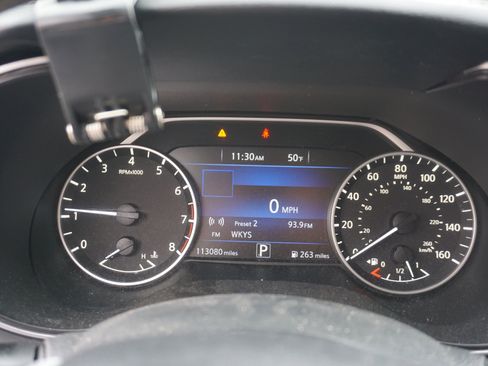 Used 2017 Nissan Maxima 3.5 SV image 9