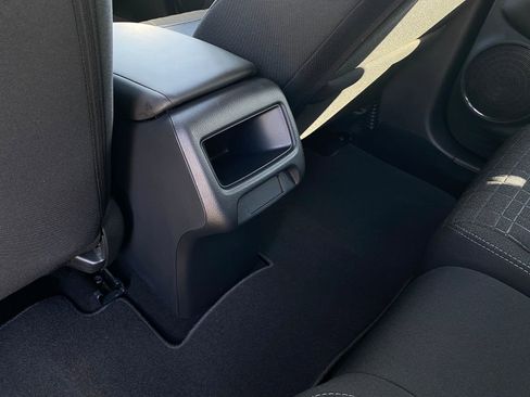 Used 2026 Honda HR-V LX image 26