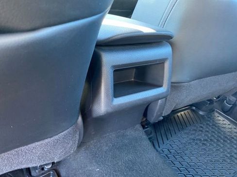 Used 2022 Toyota Camry SE image 17