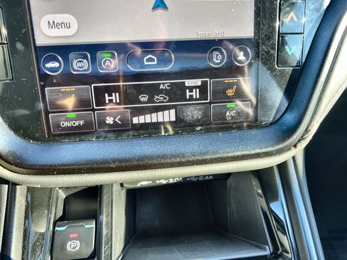 Used 2024 Subaru Outback Wilderness image 21