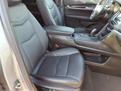 Used 2023 Cadillac XT5 Premium Luxury w/ LPO, Floor Liner Package AWD/4WD image 21