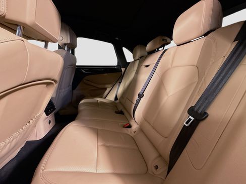 Used 2023 Porsche Macan Base image 24