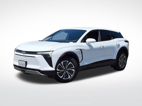 Used 2025 Chevrolet Blazer EV LT FWD image 1