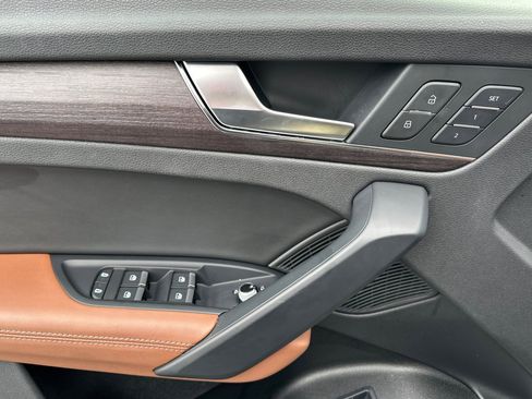 Used 2021 Audi Q5 2.0T Premium Plus w/ Premium Plus Package image 15