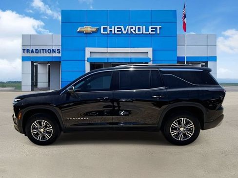 Certified 2024 Chevrolet Traverse LT FWD image 6