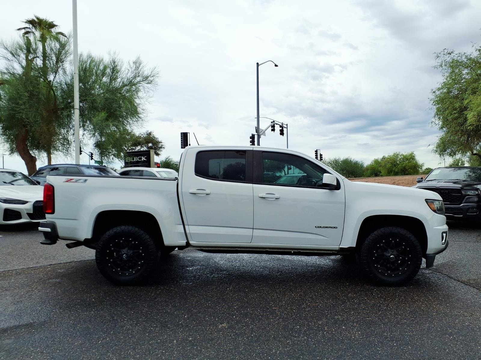 Used 2019 Chevrolet Colorado Z71 AWD/4WD image 4