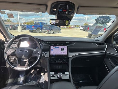 Used 2022 Jeep Grand Cherokee L Limited image 40