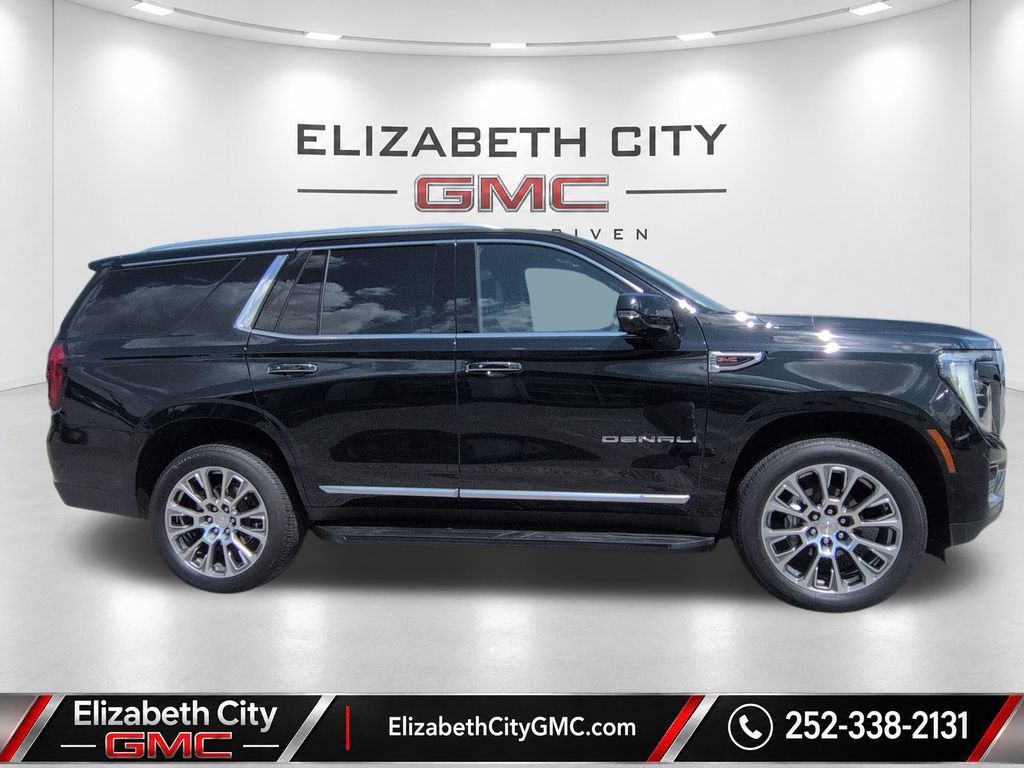 Used 2025 GMC Yukon Denali AWD/4WD image 5