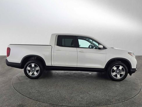 Certified 2025 Honda Ridgeline RTL image 2