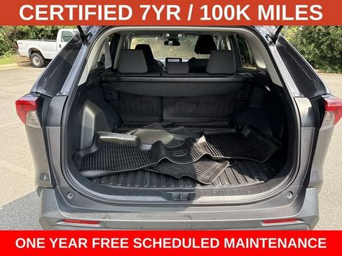 Used 2024 Toyota RAV4 XLE AWD/4WD image 12