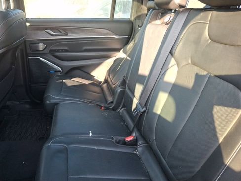 Used 2022 Jeep Grand Cherokee L Overland image 12