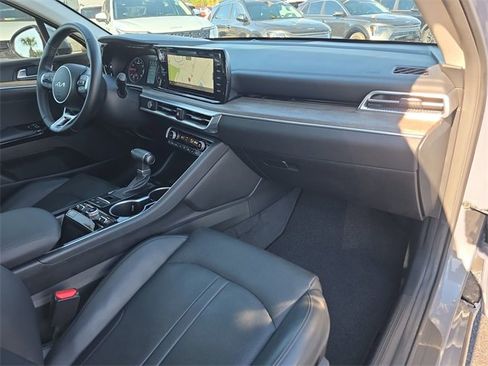 Used 2023 Kia K5 EX image 13