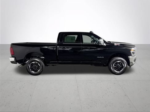 New 2026 RAM 2500 Laramie AWD/4WD image 5