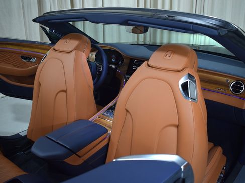 New 2026 Bentley Continental GTC image 22