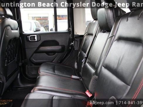 Used 2022 Jeep Wrangler Unlimited Rubicon w/ LED Lighting Group image 33