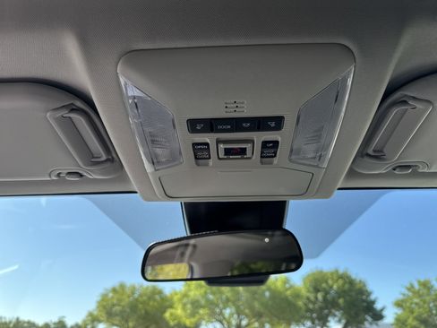 New 2025 Toyota RAV4 XLE w/ Convenience Package FWD image 21