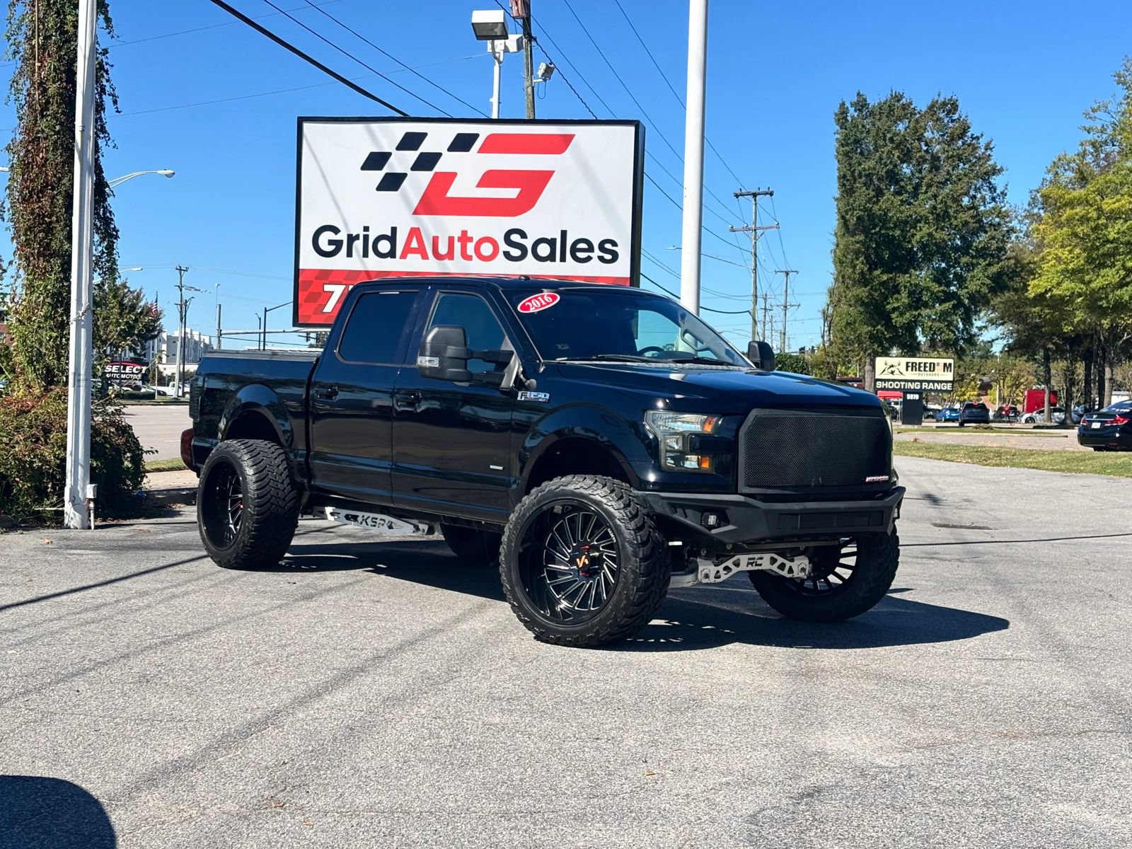 Used 2016 Ford F150 XLT w/ Equipment Group 301A Mid RWD image 1