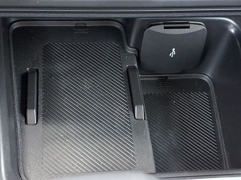 New 2025 Ford Bronco Badlands image 13