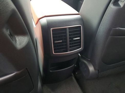 New 2025 Kia Sportage SX Prestige AWD/4WD image 9