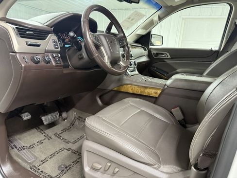 Used 2017 GMC Yukon XL Denali w/ Open Road Package image 9