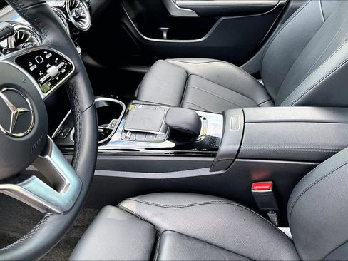 Used 2023 Mercedes-Benz CLA 250 image 13