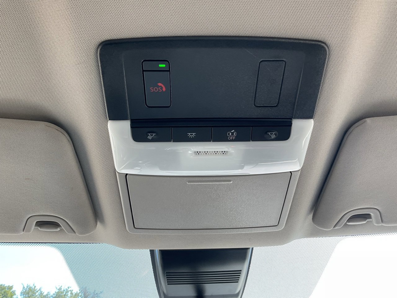 Used 2025 Nissan Altima 2.5 SV FWD image 14