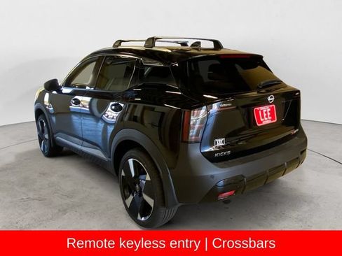 New 2026 Nissan Kicks SR w/ Cold Weather Package AWD/4WD image 3