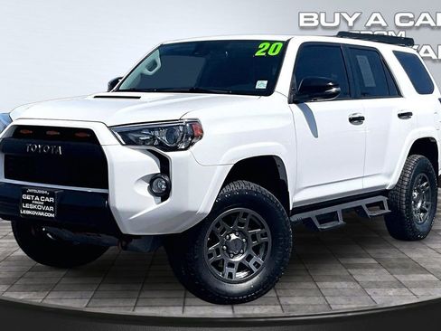 Used 2020 Toyota 4Runner Venture w/ Moonroof Package AWD/4WD image 11