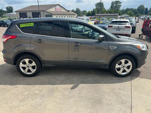 Used 2016 Ford Escape SE AWD/4WD image 4