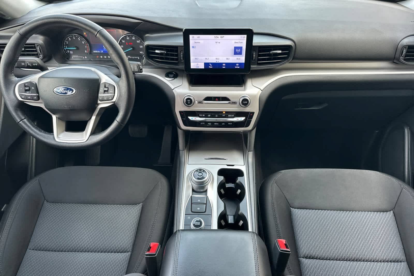 Certified 2023 Ford Explorer XLT AWD/4WD image 3