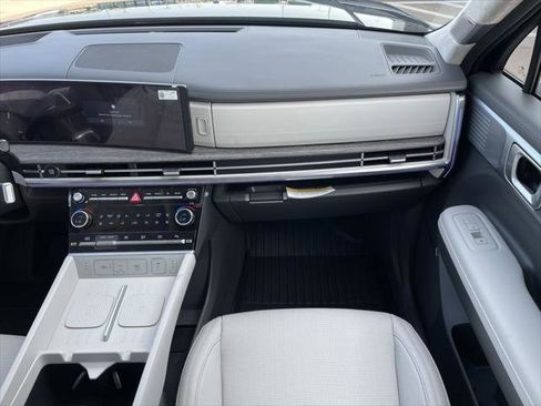 New 2025 Hyundai Santa Fe Calligraphy image 17