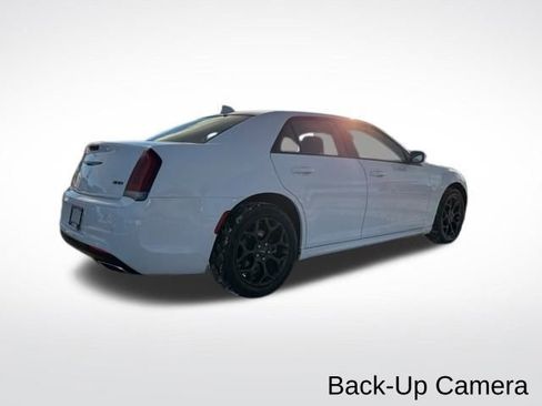 Used 2023 Chrysler 300 Touring L w/ Popular Equipment Group image 7
