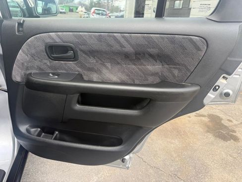 Used 2004 Honda CR-V EX image 27