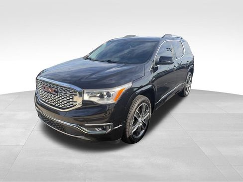 Used 2019 GMC Acadia Denali w/ Technology Package AWD/4WD image 1