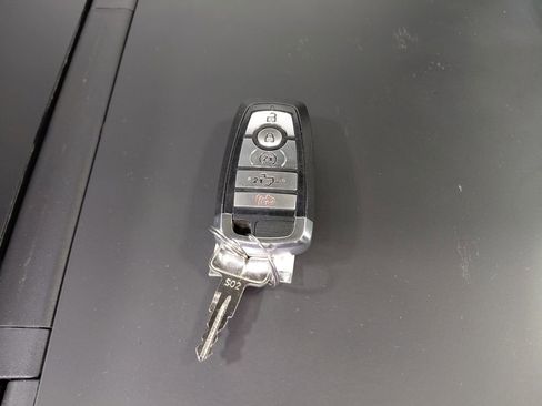 Used 2021 Ford F150 Lariat w/ Equipment Group 502A High image 7