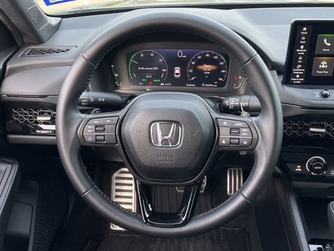 Used 2024 Honda Accord Sport image 12