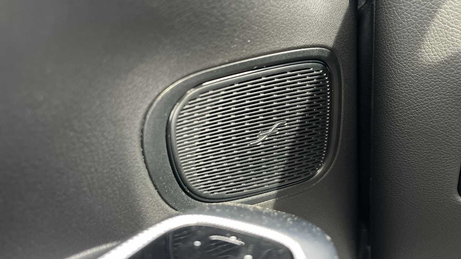 Used 2026 Mercedes-Benz GLC 300 4MATIC image 44