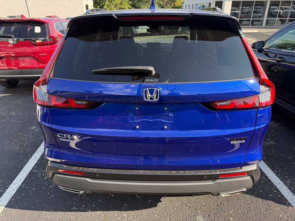 Certified 2025 Honda CR-V Sport Touring image 5